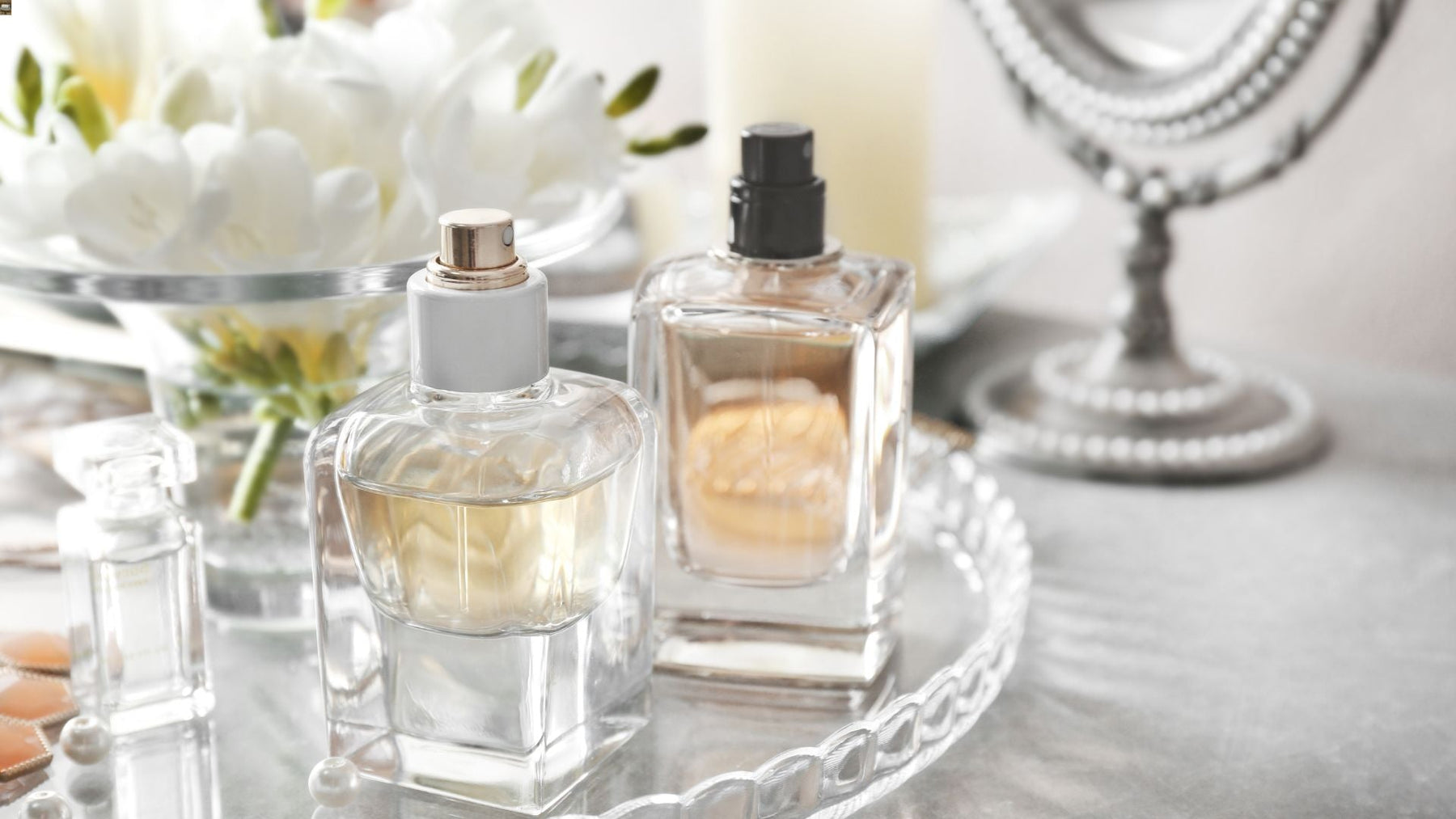 How to Choose and Buy Quality Mirror Trays That Last