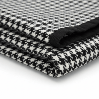 Black and White Houndstooth Throw with Black Border Close-up