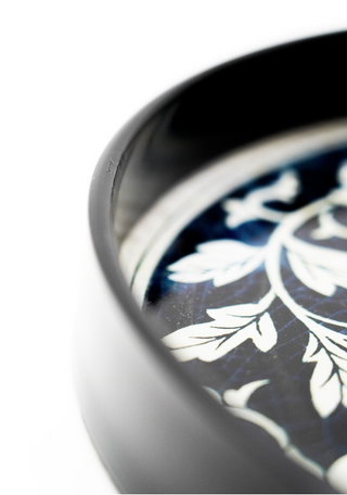 Blue & White Round Tray Close up