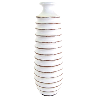 Medi Resin Ring Vase