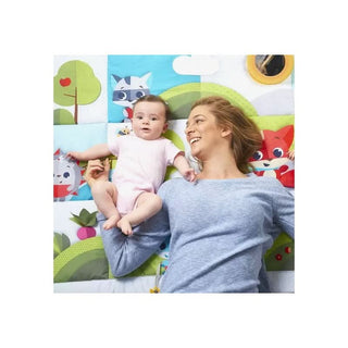 Mother and Child on Tiny Love Meadow Days Super Mat