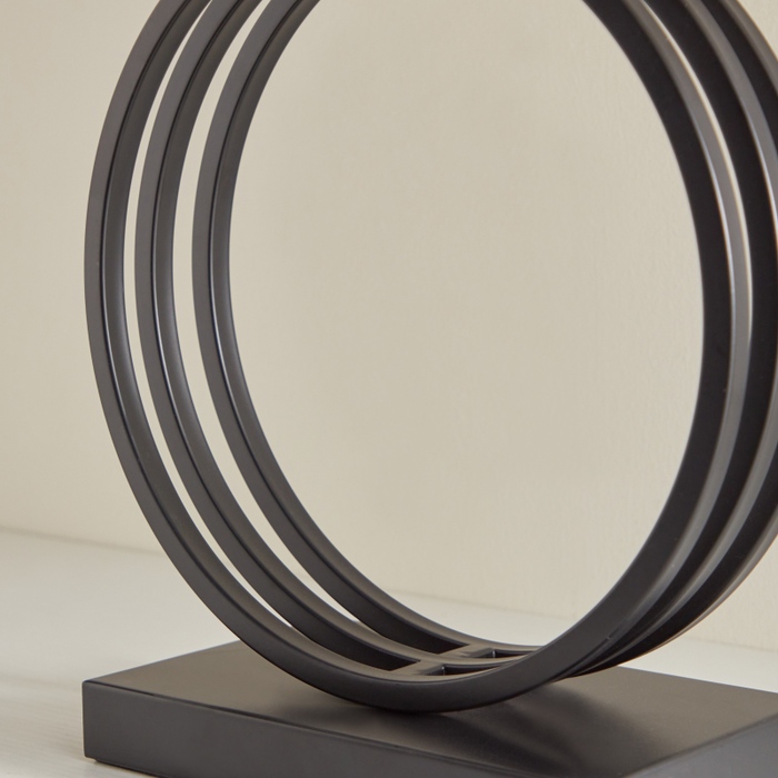 Olimpia Circle Table Lamp closeup