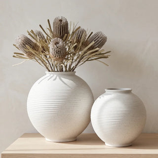 Sandroot Ribbed Ceramic Vase in speckled white with concentric ridges, in 21cm and 32cm sizes