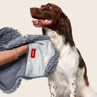 Snooza Supa Dry Microfibre Absorbent Noodle Drying Mitt Storm in action