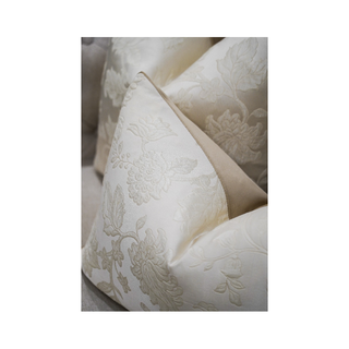 White Gold Flower Bedroom Elegant Cushion Close Up Look