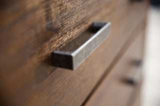 Zurich 4 Piece Bedroom Drawer Handle Close-up