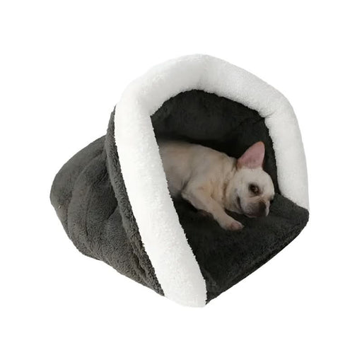 Pet inside the Cave Bed with Comfort and Detachable Mat